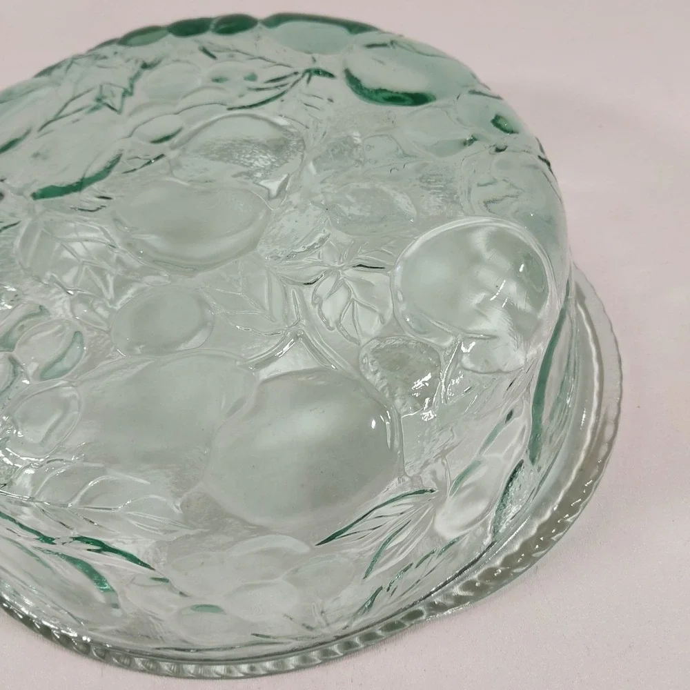 Vintage Libbey Orchard Fruit Round Casserole Dish‎ Clear Green Glass Oven Proof